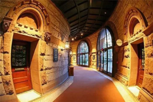  霍格沃兹测试学院是真实存在的吗？揭秘魔法教育与现代测评的融合