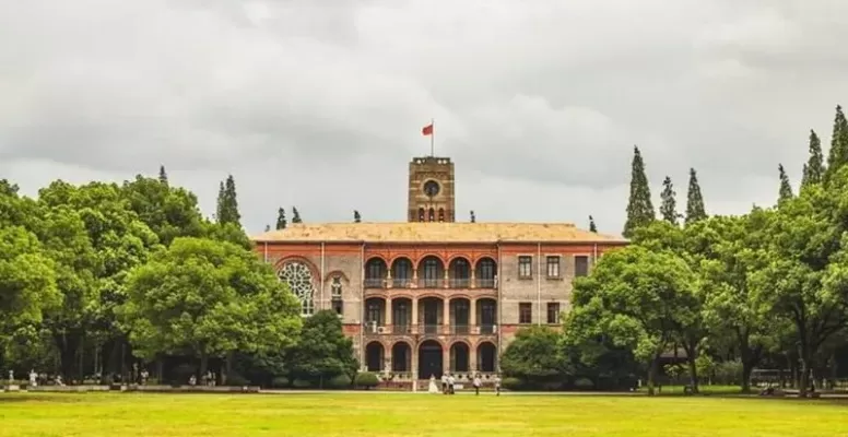  苏州大学何时被评为211？深度解析其跻身国家级重点建设的时空坐标