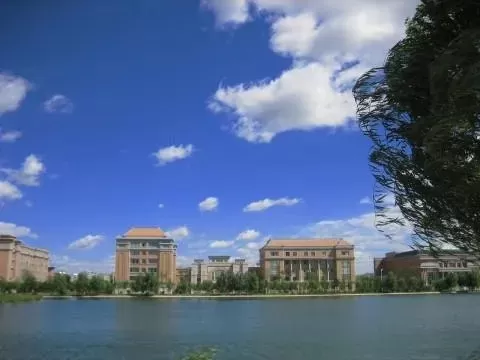  渤海大学占地面积多少亩？全面剖析校园规模与空间资源