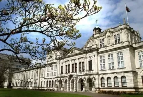 英国威尔士大学QS排名如何？全面剖析卡迪夫大学与区域高校实力