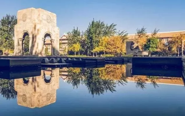 南开大学与天津大学哪个更好？天津高等教育的双子星格局解析