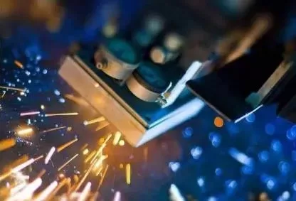 光学工程专业是冷门吗？它其实是高精尖领域的“隐形冠军”