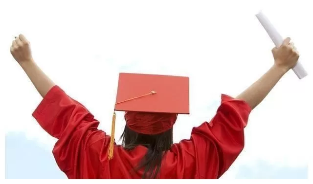 为什么要祝贺孩子上大学？这代表人生阶段的重大跨越