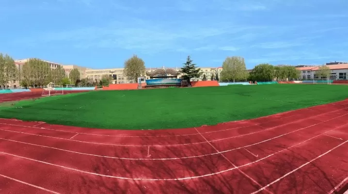 山海关铁路技师学院是公办的吗？本质属于国有企业办学的公立院校