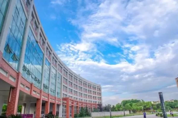 武汉商学院官网是什么？全面解析其功能与服务价值