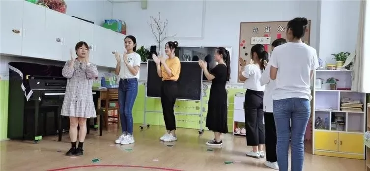 幼儿园教师专业标准是什么？本质是幼教专业化的核心指引