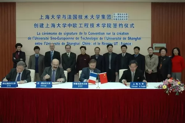 上海大学悉尼工商学院计划外是什么？实质是灵活的中外合作教育路径