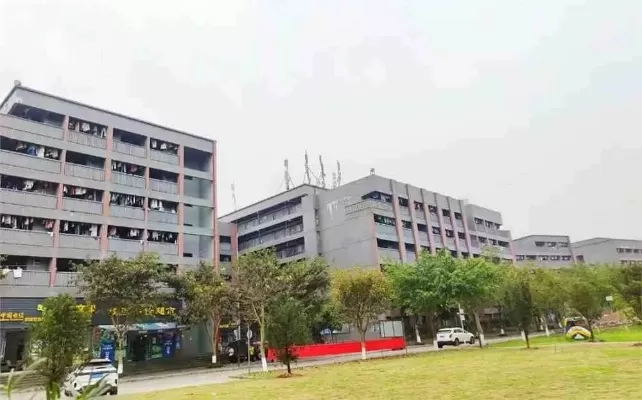  重庆艺术工程职业学院招生办电话是什么？全方位沟通指南