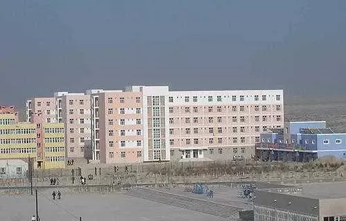  巴音郭楞职业技术学院宿舍怎么样？全方位解析其住宿条件与服务管理