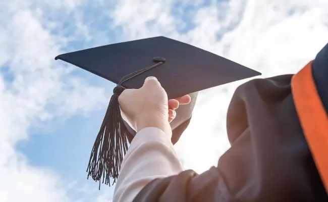 30岁想上全日制大学？这是最全面的成熟学习者入学指南