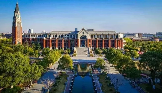 上海华政是什么大学？揭秘中国顶尖政法类高等学府