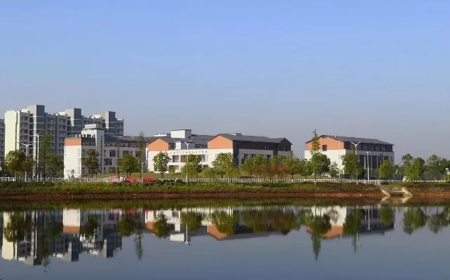 吉安职业技术学院怎么样？一所深耕产教融合的特色高职院校