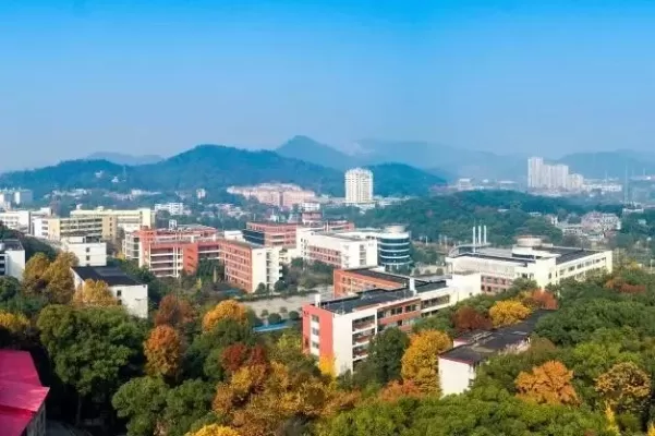 湖北理工学院是什么学校？一所融合理工特色与人文精神的综合性应用型高校