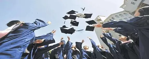 大学新生如何树立理想信念？构建人生成功的坚实基石