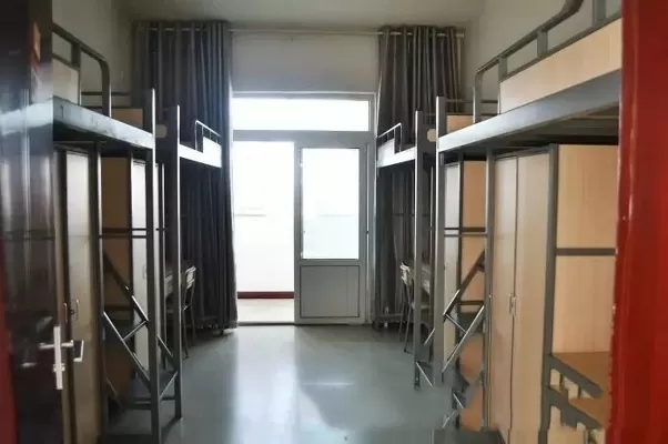 太原理工大学明向校区宿舍条件如何？从硬件设施到文化生态的全景解析