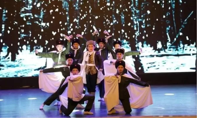 新疆艺术学院附属中等艺术学校怎么样？专业艺术教育的摇篮