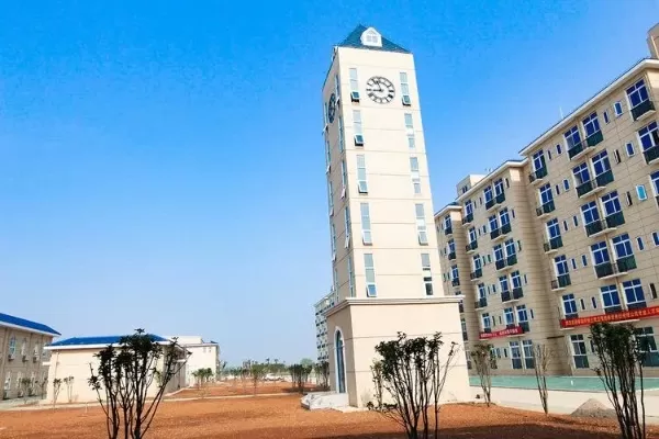  武汉铁路桥梁职业学院招生电话是多少？权威联系方式与防诈骗指南