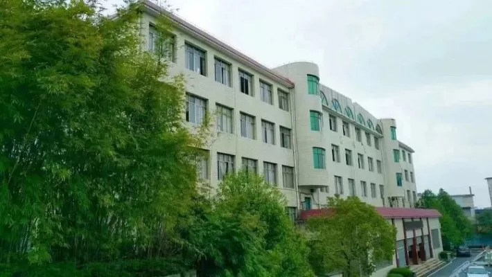 上栗职业中等专业学校怎么样？本质属于公办省级达标中职院校