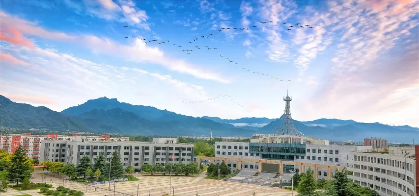  西安明德理工学院是一本还是二本？民办二本院校中的特色选择